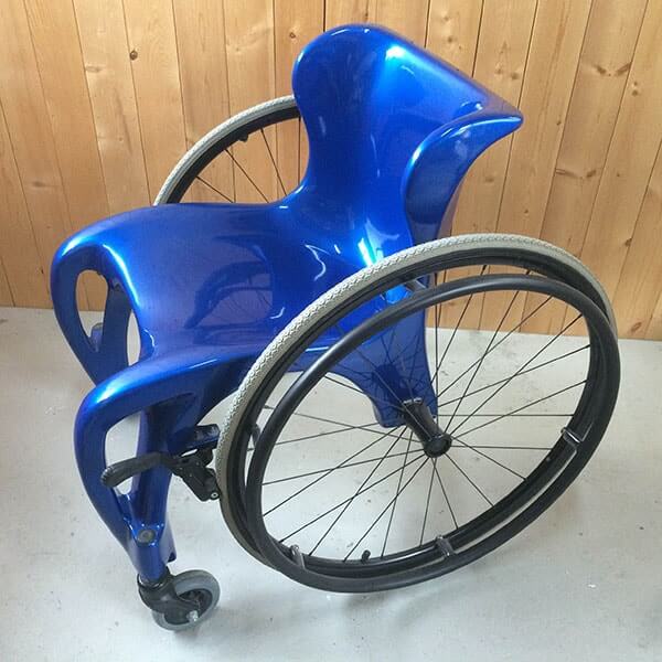 FRP造形で作成-FRP製非金属車椅子-1